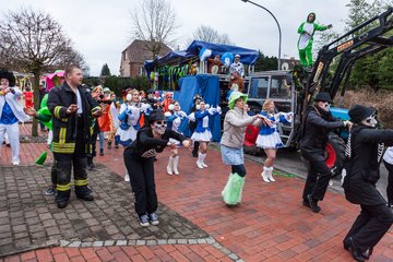 Bild 732 - Latuff 2016 Umzug